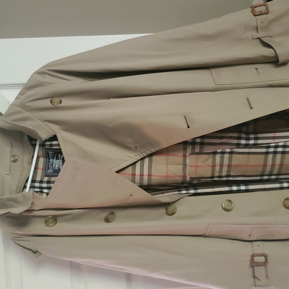 Nwot burberry jacket with liner